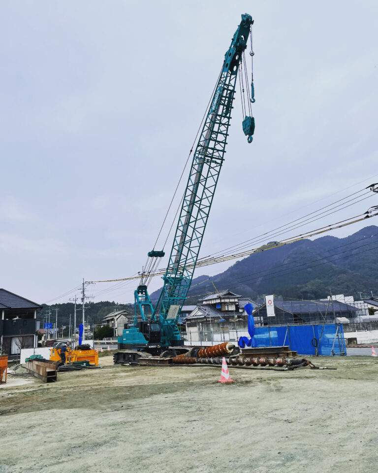 ダウンザホールハンマー杭打込み